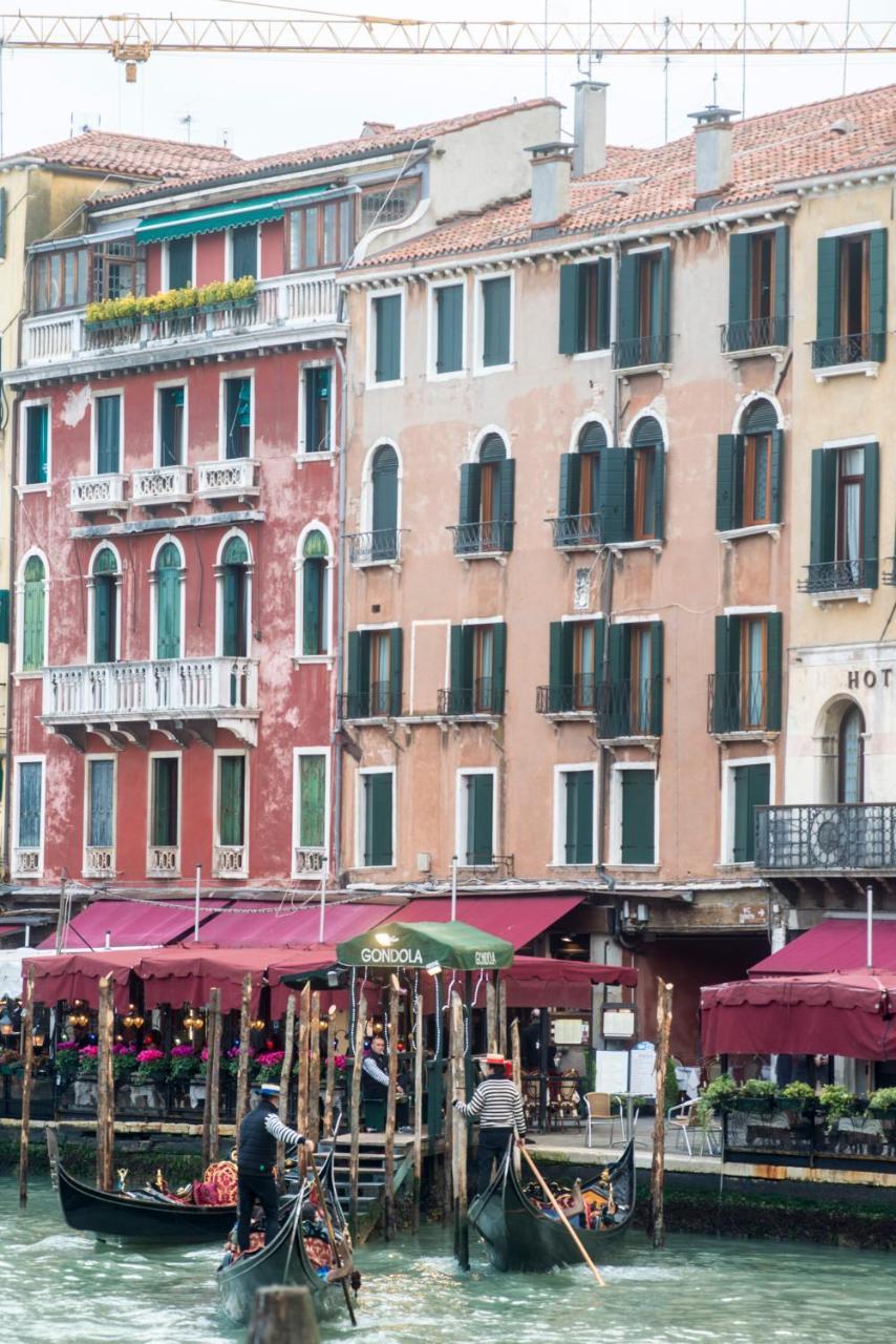 Magic Rialto Hotel Veneza Exterior foto